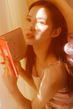 后妈也疯狂爆火短剧